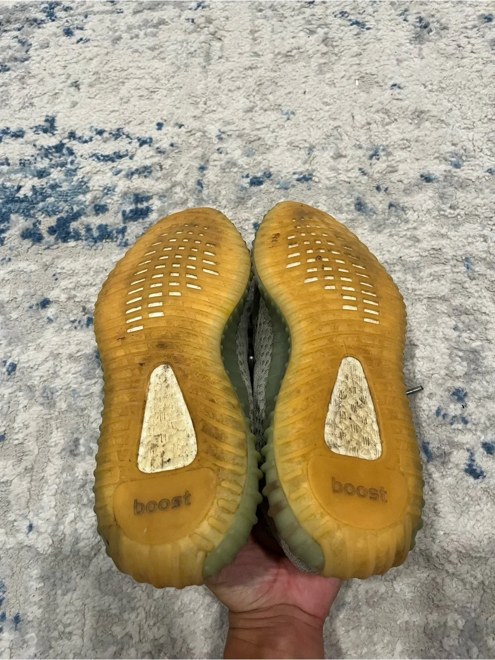 Yeezy 350 V2 